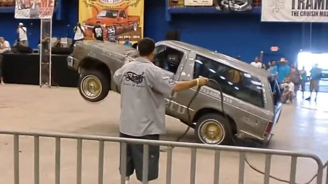 Лоурайдеры/Lowriders ДИКИЙ ТЮНИНГ!