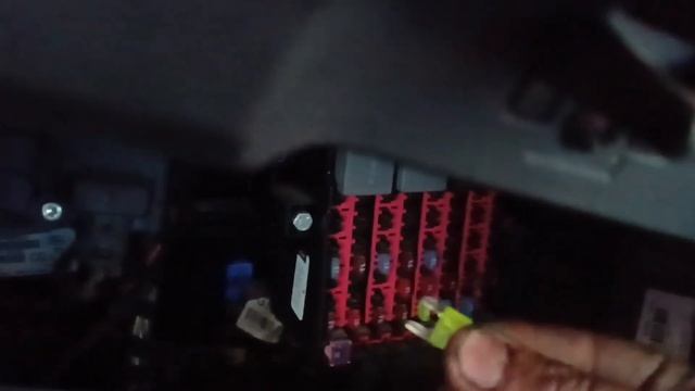cigarette lighter fuse location Ford fiesta 2010 смотреть онлайн