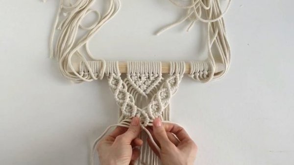 Как сплести панно в технике макраме для начинающих / панно из шнура / декоративное панно