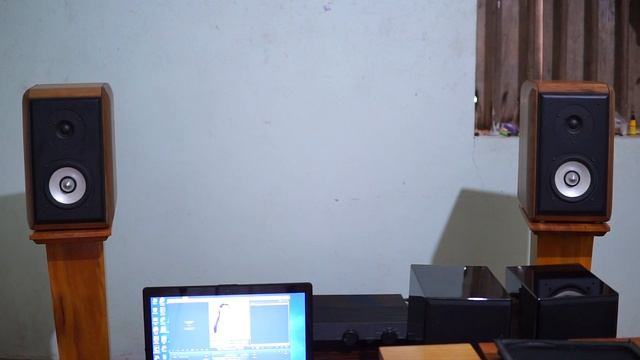 Loa Mỹ Audiopoint monitor 50 chất âm hay ngoại hình đẹp giá chỉ 10tr lh: 0587942582 смотреть онлайн