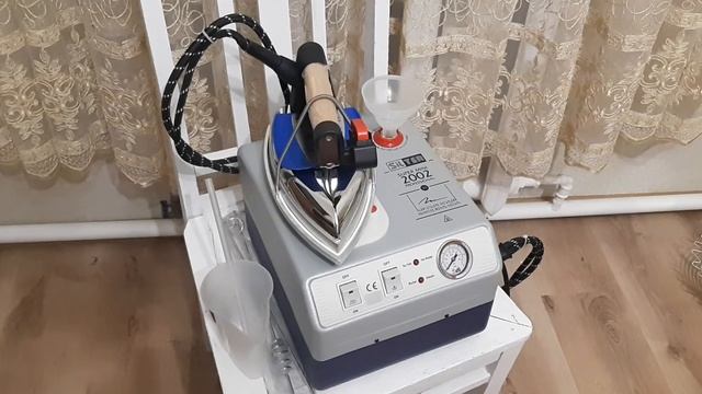 Ну що ж, поїхали далі, ПАРОГЕНЕРАТОР З ПРАСКОЮ SILTER SPR/MN 2002, що за грантові кошти. Оглядаємо! смотреть онлайн