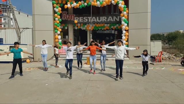 Hindustani Song Created By Urs Dream's Dance Studio смотреть онлайн