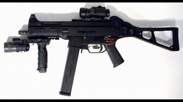 Пистолет пулемет HK UMP