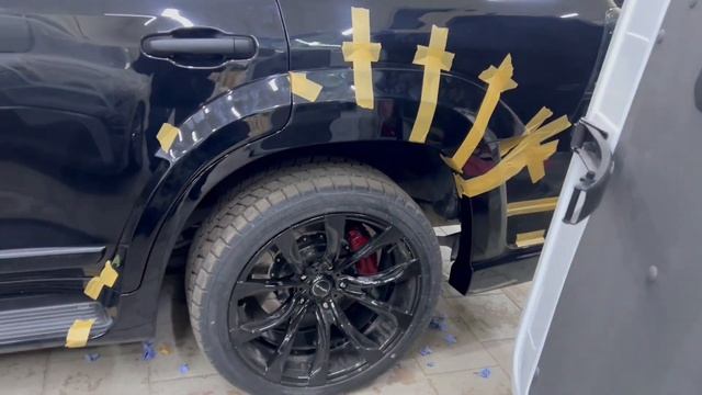 Toyota Land Cruiser 200 - установить обвес Wald