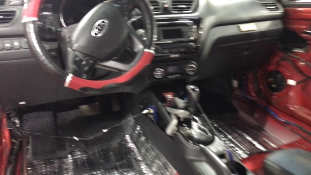 Шумка Киа Рио. Авто превращается в совокупность комфорта и приятного осознания удовольствия от езды смотреть онлайн