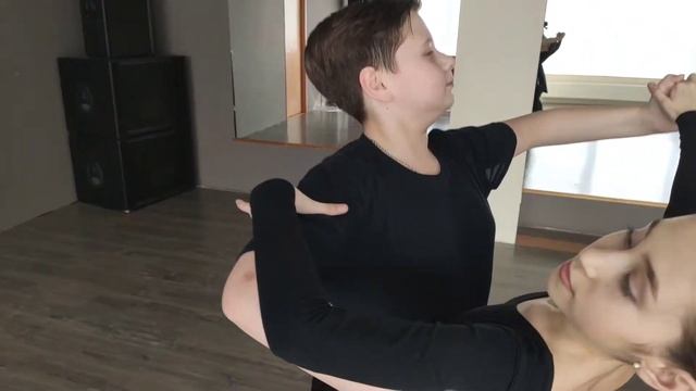 Бальные танцы. DVM dance Донецк смотреть онлайн