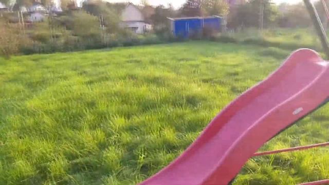 Женечка на горке и качелях. смотреть онлайн