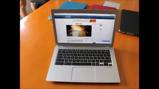 Toshiba Chromebook 2 review || impressive laptop for the cost смотреть онлайн