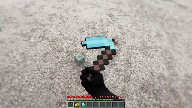 Minecraft in Real Life POV Emerald Pickaxe and AXE in Realistic Minecraft Texture Pack смотреть онлайн