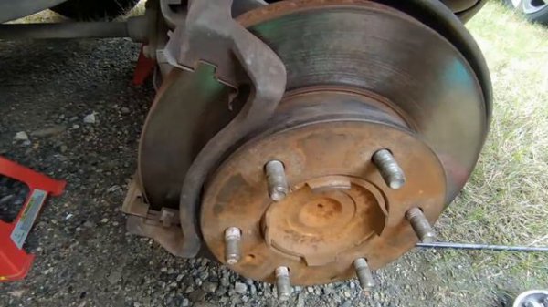 DIY: Mazda BT50 Front Brake Pads Replacement