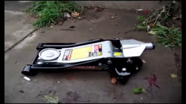 Review Black Jack 3 Ton Low Profile Professional Car Jack Truck SUV from Walmart смотреть онлайн