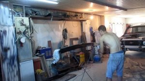 Покраска бамперов нивы 2121 антигравием / Painting bumpers anti-graffiti