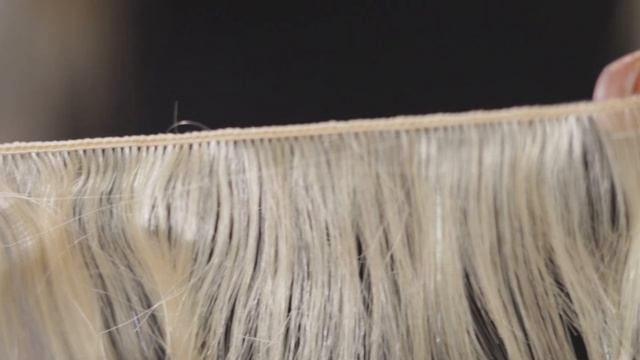 The Difference Between Machine Weft & Hand-Tied Weft Hair Extensions смотреть онлайн