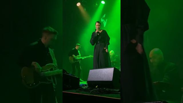 Ева Власова - Не ругай меня мама (Москва, Урбан 12.03.22) смотреть онлайн