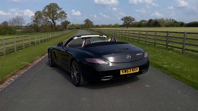 2014 Mercedes-Benz SLS AMG GT Roadster - one of two UK cars смотреть онлайн