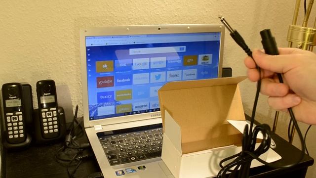 Распаковка: WM308 2 in 1 Wired Wireless Handheld Dynamic Microphone - BLACK смотреть онлайн