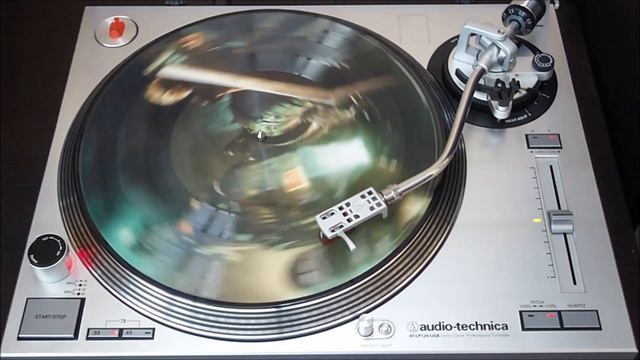 Final Fantasy VII Remake And Final Fantasy VII - vinyl LP face A (Square Enix) смотреть онлайн
