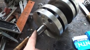 Разборка кален вала Ява по центрам все просто без пресса и хитрости .