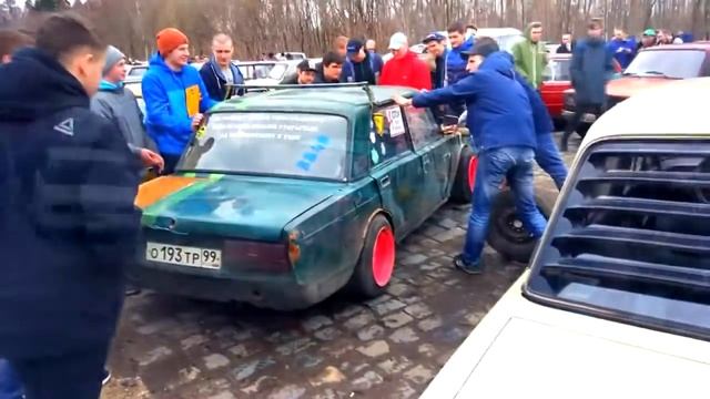 БОЕВАЯ КЛАССИКА #ТРИСТАТЫСЯЧЖИГУЛЕЙ смотреть онлайн