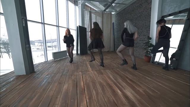 ?BLACKPINK - BOOMBAYAH? [dance Cover By CRIA]