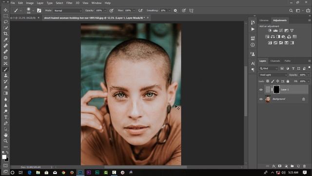 Proffestional Skin (Face) Retouching Using Photoshop - Malayalam Photo Editing Tutorial смотреть онлайн