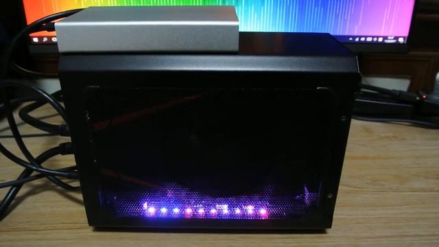 AORUS GTX 1070 Gaming Box Thunderbolt 3 смотреть онлайн