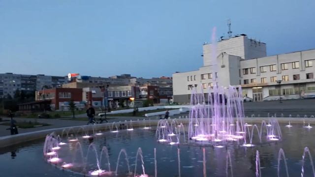 Красивый фонтан смотреть онлайн