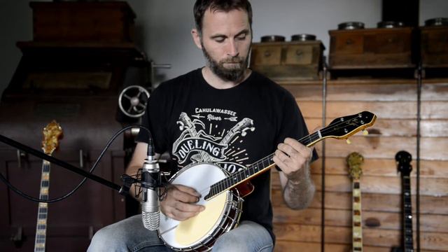 Sound Sample: Gibson TB-1 Trapdoor Tenor Banjo смотреть онлайн