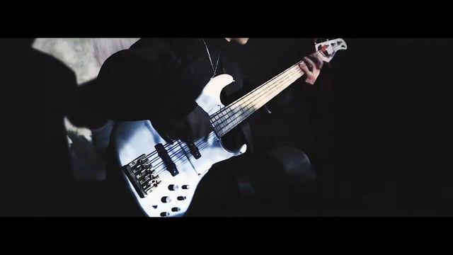 GRADATIONS - "INVISIBLE" Bass Playthrough смотреть онлайн