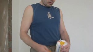 Подготовка валика для покраски.