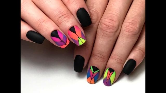 Дизайн маникюра в черном цвете ? ИДЕИ МАНИКЮРА ? ДИЗАЙН НОГТЕЙ ???
