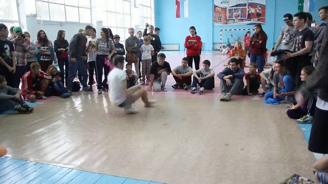 2013.09.22 Хеппи-дей г.Стерлитамак, студия брейк-данса "Sense of life" смотреть онлайн