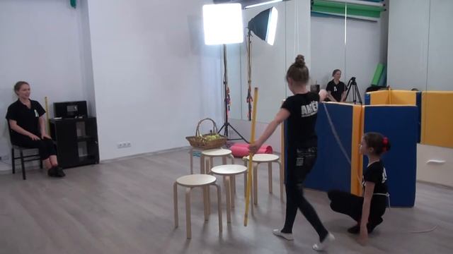 Студия Актер Цирк Этюды Педагог Евгения Розанова2 смотреть онлайн