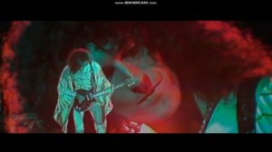 QUEEN - Перевод песни Somebody To Love (Кого-нибудь полюбить)