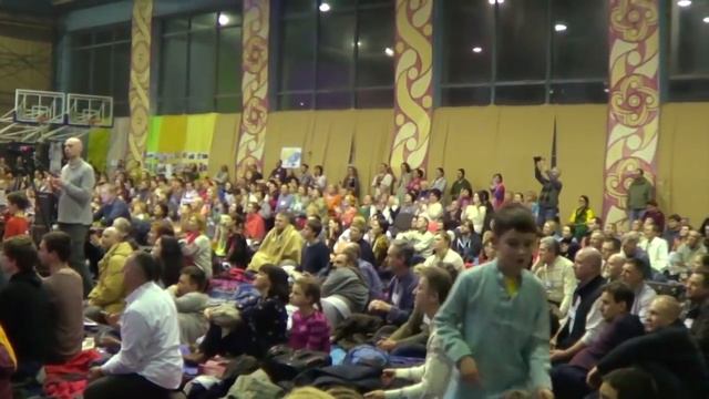 Маленький рассказ о Международной Пасхальной Пудже смотреть онлайн