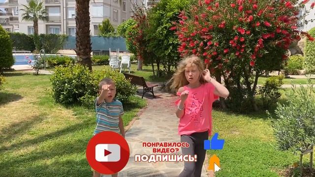 Сиреноголовые на летающей тарелке и Амонг Ас вернулись в нашу реальность? Никита и Полина смотреть онлайн