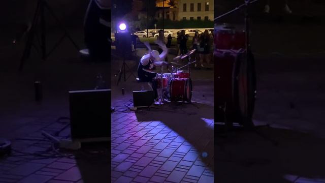 Барабанщик 80лвл смотреть онлайн