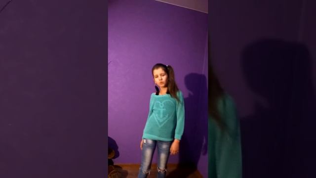 Мало половин смотреть онлайн