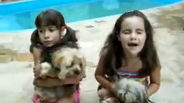 Tamara e Miriã saludos a Paola смотреть онлайн