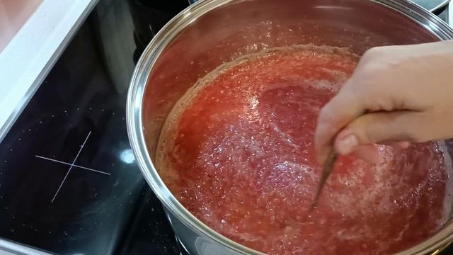 Когда все заготовки уже сделали, а помидоры еще остались. Помидоры с чесноком на зиму смотреть онлайн