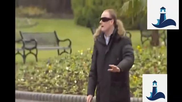 Они не видели, что их снимают. Поражает от того, что делают люди смотреть онлайн