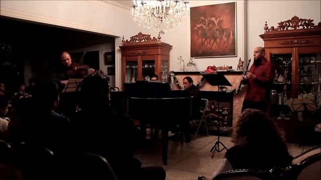 W. A. Mozart. Trio KV 498 "Kegelstatt" - Rondo смотреть онлайн