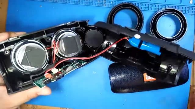 Bongkar Speker Bluetooth JBL CHARGE MINI Kawe смотреть онлайн