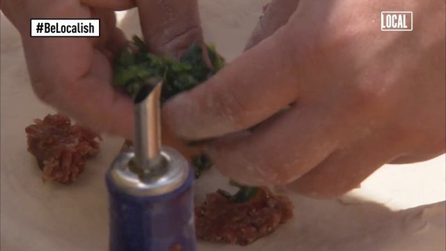 Pizza Speakeasy supports out-of-work employees | More in Common смотреть онлайн