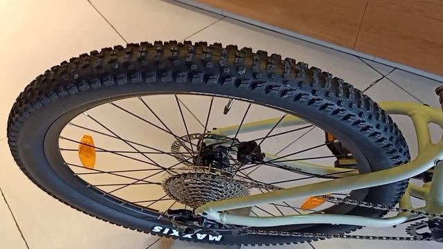 2021 GIANT TALON 1 27.5 DESERT SAGE + WEIGHT (nasa description yung Specs) смотреть онлайн