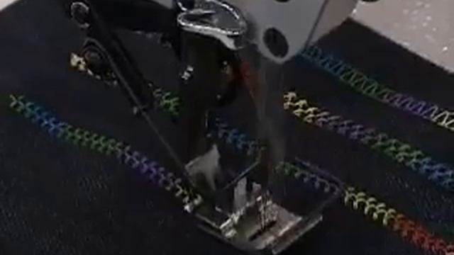 JUKI LZ-2290ASS7WBAK121 одноигольная машина челночного стежка зиг-заг с электронным управлением смотреть онлайн