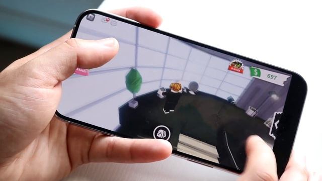 Roblox Gameplay On iPhone 14 Pro Max! смотреть онлайн