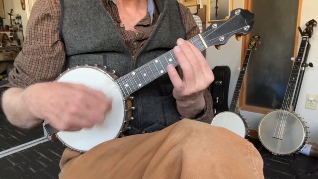 Vega Banjo Ukulele II - 1928 SN 81775 смотреть онлайн