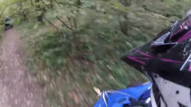 Yamaha YFZ450R Crash смотреть онлайн