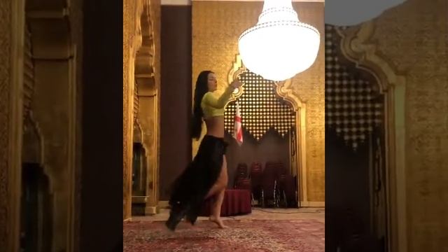 Belly Dancer: Alla Kushnir смотреть онлайн